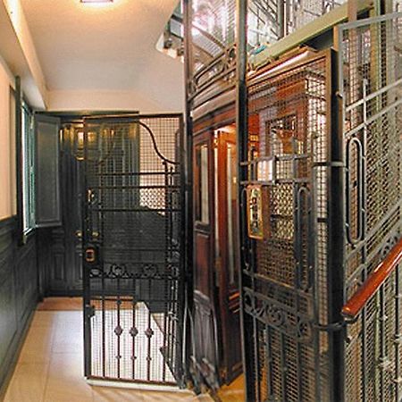 Hostal Santa Isabel Madrid Ngoại thất bức ảnh