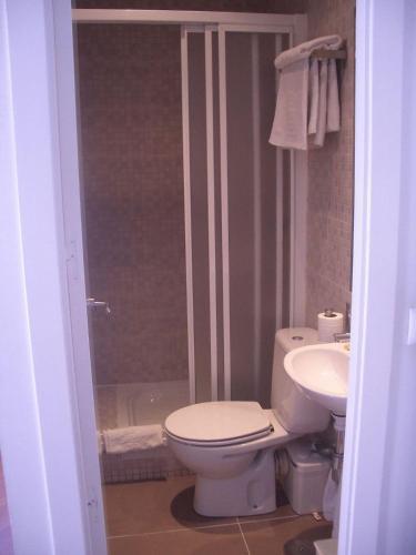 Hostal Santa Isabel Madrid Ngoại thất bức ảnh